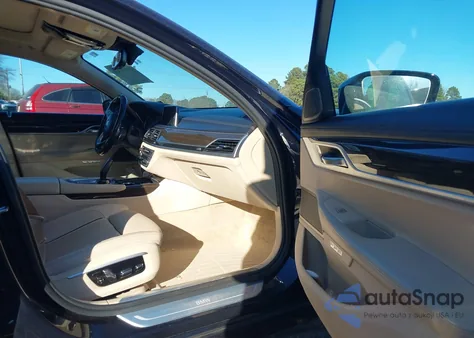 2017 BMW 740I xDrive z USA, uszkodzony, nr VIN WBA7E4C54HGU99724